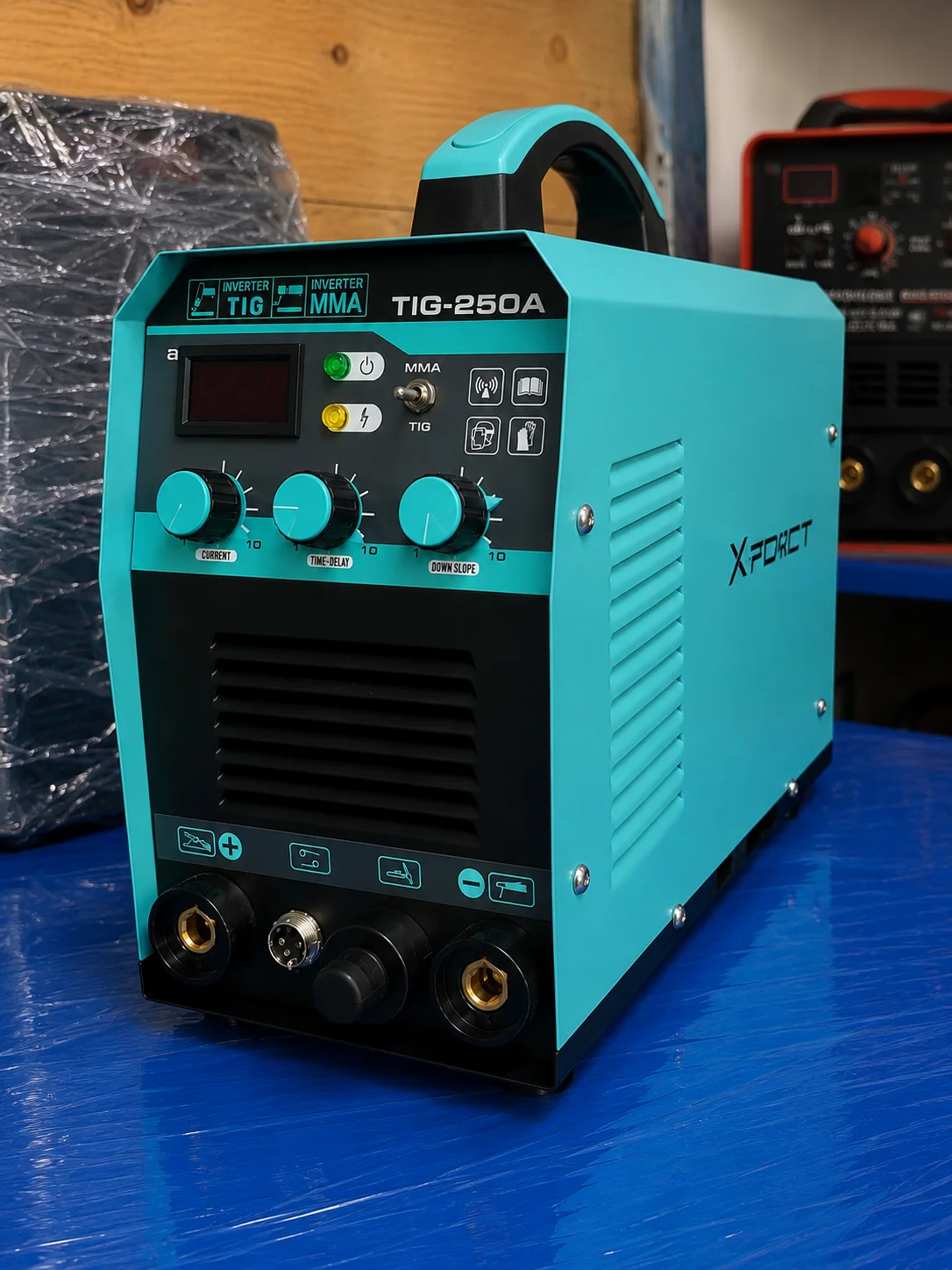 XTRICT TIG-250A